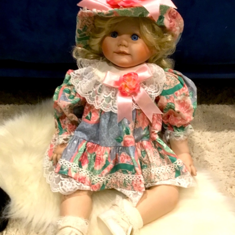 💖Porcelain Doll💕
